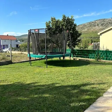 Willa Kuca Za Odmor Nina